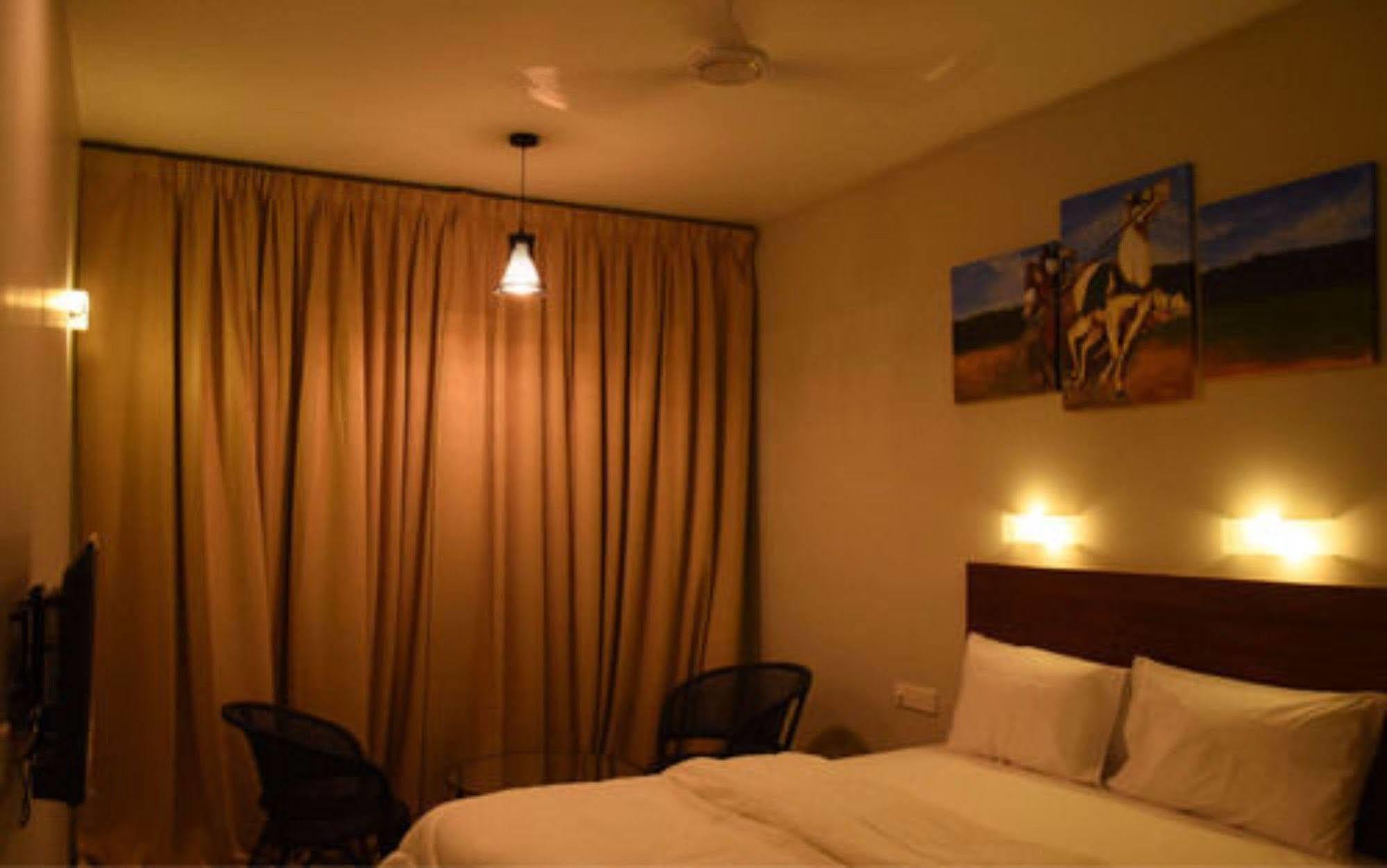 Chariot Lodge Hikkaduwa Zewnętrze zdjęcie